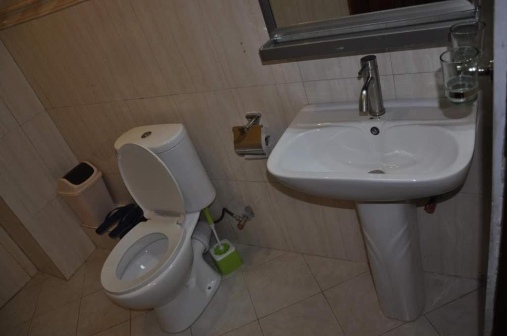 Hoima Eka Hotel Eksteriør billede